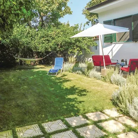 Holiday home Il Noce *